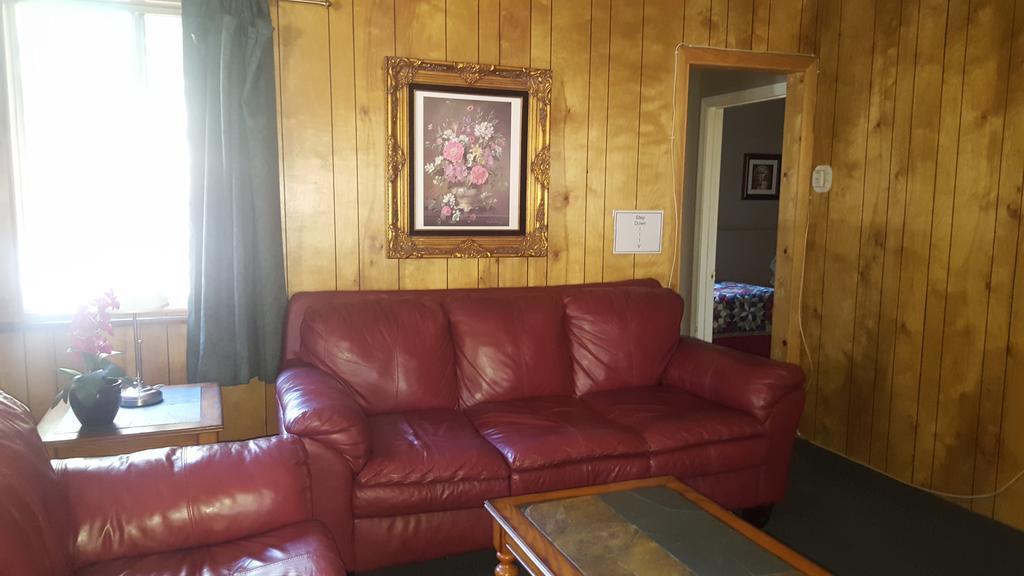 The Fireside 5*